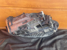 Load image into Gallery viewer, Frontscheinwerfer Mercedes-Benz W177 1779062200 Rechts Scheinwerfer Headlight SCH4768310083jq