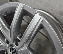 Laden Sie das Bild in den Galerie-Viewer, 4x Alufelge 16 Zoll 6.5" 5x112 46ET 5G0601025CS VW Passat Golf VII Beetle Sharan FEL2739825532sl