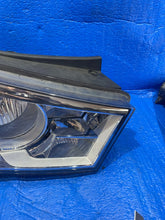 Laden Sie das Bild in den Galerie-Viewer, Frontscheinwerfer Hyundai H350 92102-59 LED Rechts Scheinwerfer Headlight