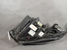 Laden Sie das Bild in den Galerie-Viewer, Frontscheinwerfer Mercedes-Benz W205 A2059063703 Ein Satz Scheinwerfer Headlight SCH8055122836hf