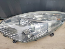 Load image into Gallery viewer, Frontscheinwerfer Renault Grand III Scenic 260600027R Xenon Links Headlight SCH2702191204kk