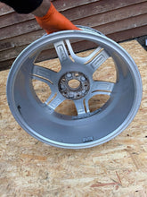 Laden Sie das Bild in den Galerie-Viewer, 1x Alufelge 18 Zoll 5x112 8R0601025AR Audi Q5 Rim Wheel FEL6179085316em