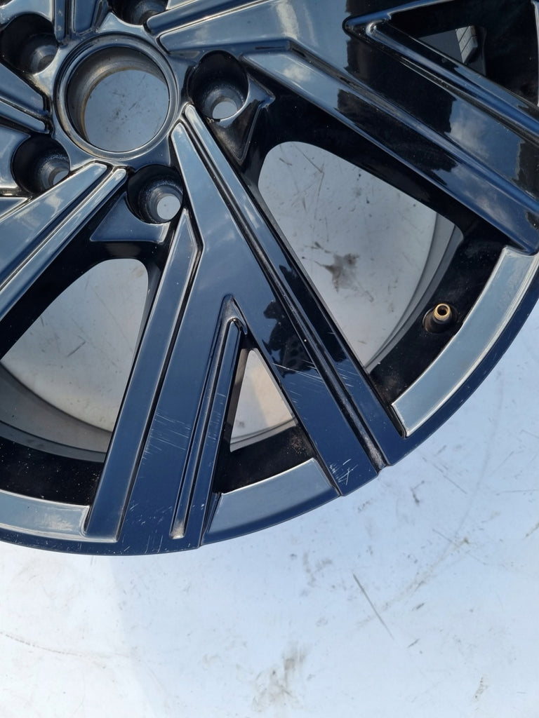 1x Alufelge 18 Zoll 7.5" 5x112 51ET 5H0601025M VW Golf Viii Rim Wheel FEL7220903383ms