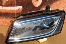 Load image into Gallery viewer, Frontscheinwerfer Audi Q5 8R0941753C Xenon Links Scheinwerfer Headlight