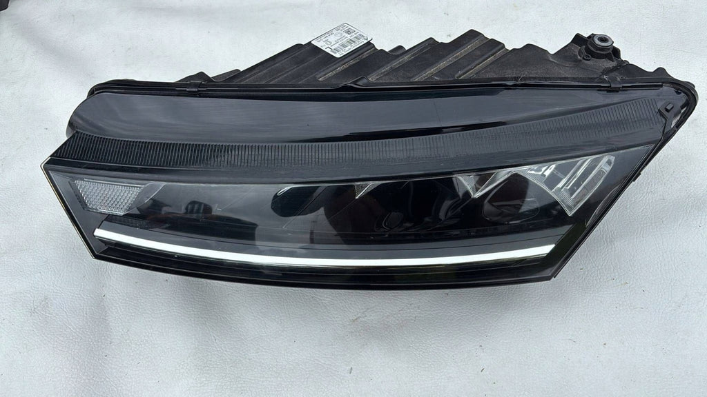 Frontscheinwerfer Skoda Octavia IV 5E4941015 LE18A6418030111823100 LED Links SCH2124091122aw