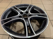 Laden Sie das Bild in den Galerie-Viewer, 1x Alufelge 18 Zoll 8.0" 5x112 57ET Glanz Grau 6855092 BMW 8 Mg Rim Wheel FEL7358383369ao