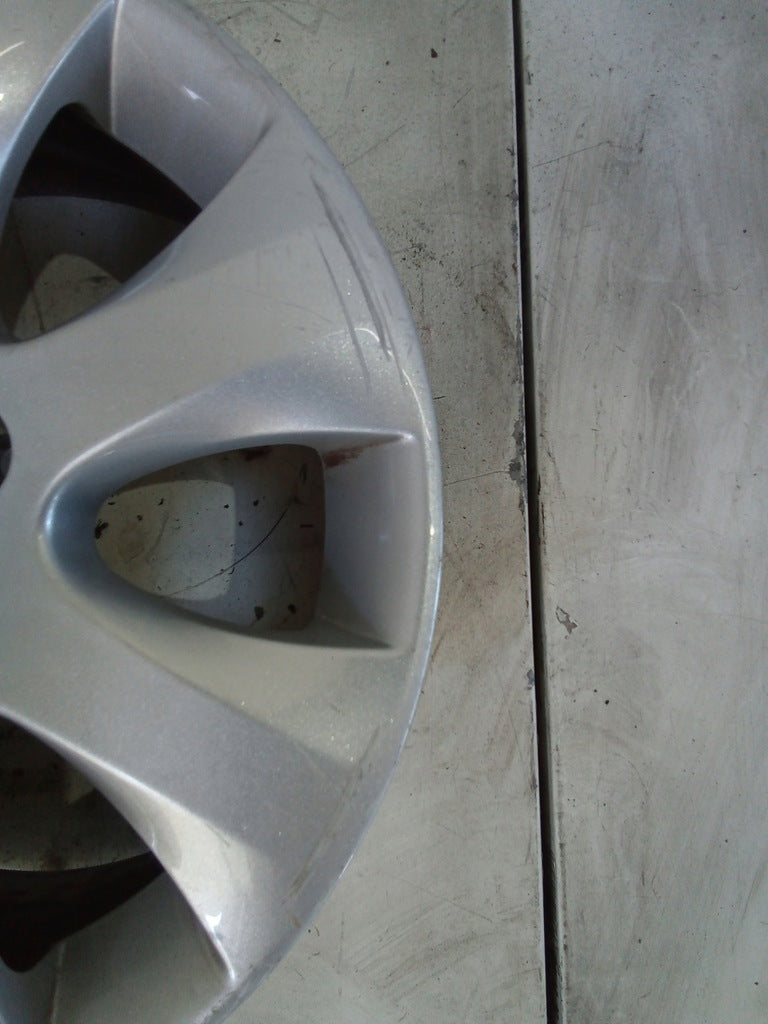 1x Alufelge 16 Zoll 6.5" 5x115 41ET Opel Astra J Rim Wheel FEL4273032727rx