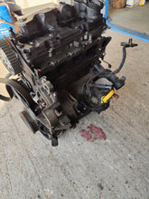 Laden Sie das Bild in den Galerie-Viewer, Motor VW Passat B8 DCXA 1.6 TDI 120PS 88kW 310TKm 2015 Diesel Engine Unkomplett