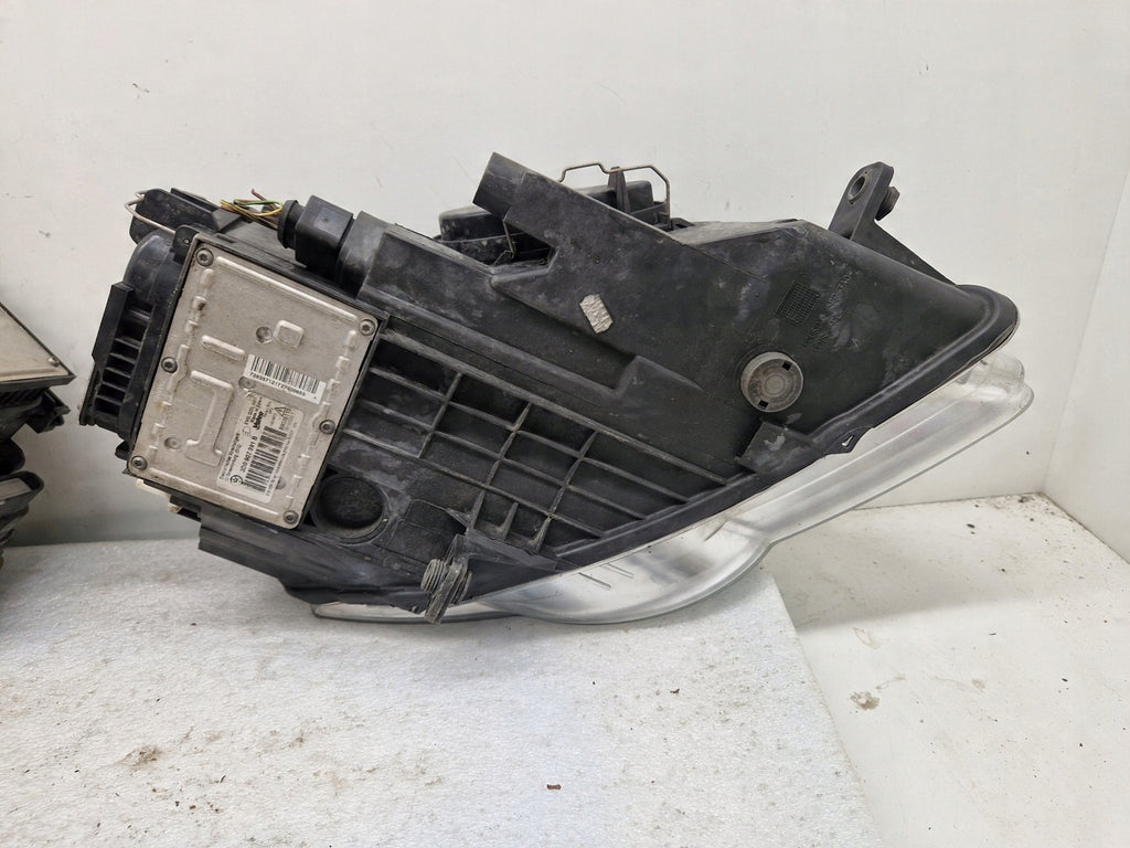 Frontscheinwerfer VW Passat Ein Stück (Rechts oder Links) Scheinwerfer Headlight