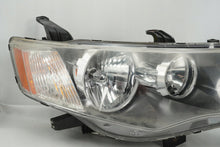 Laden Sie das Bild in den Galerie-Viewer, Frontscheinwerfer Mitsubishi Outlander II FALSE Scheinwerfer Headlight SCH4493968434nv