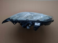 Laden Sie das Bild in den Galerie-Viewer, Frontscheinwerfer Renault Laguna III 260600035R 89901838 Links Headlight SCH4022861365sn