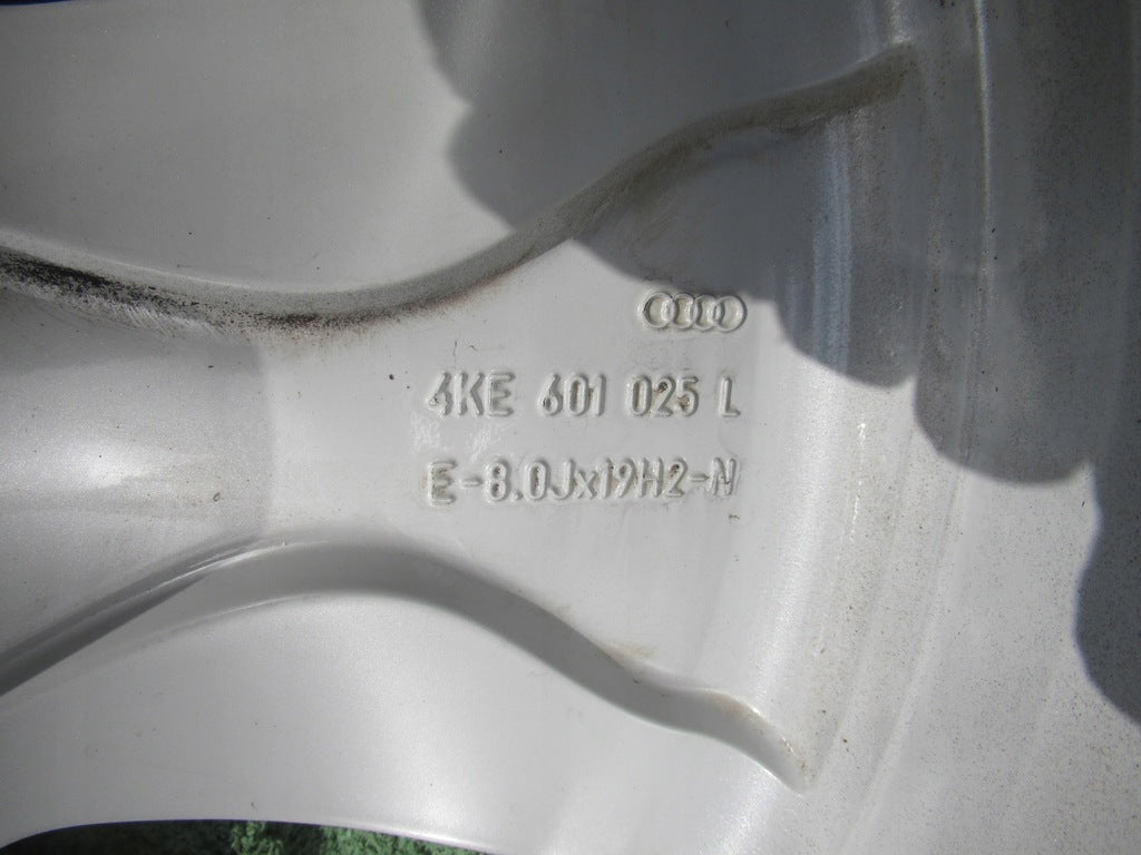 1x Alufelge 19 Zoll 8.0" 5x112 34ET Glanz Silber 4KE601025 Audi E-Tron E Tron FEL1037190325zp