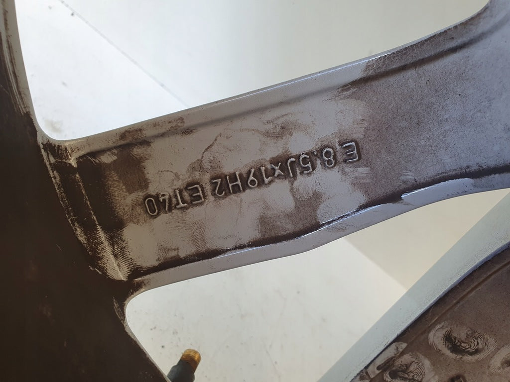 1x Alufelge 19 Zoll 8.5" 5x112 40ET Glanz Silber 4K0601025G Audi A6 Rim Wheel FEL8418277415id