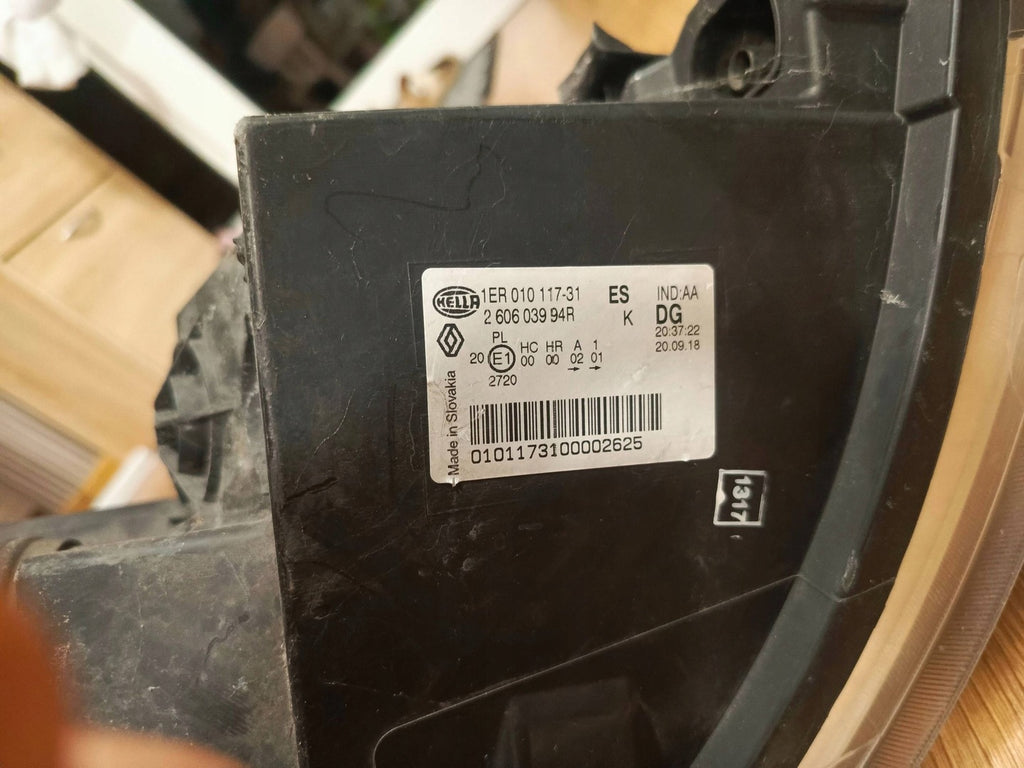 Frontscheinwerfer Renault Master III 1EB01011731 260603994R Rechts Headlight SCH1709089964sm