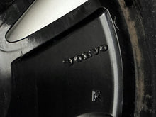 Laden Sie das Bild in den Galerie-Viewer, 1x Alufelge 18 Zoll 7.5" 5x108 50 5ET 31680403 Volvo Xc40 Rim Wheel FEL9692529588ye