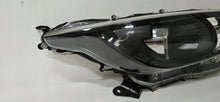 Load image into Gallery viewer, Frontscheinwerfer Toyota Yaris Rechts Scheinwerfer Headlight
