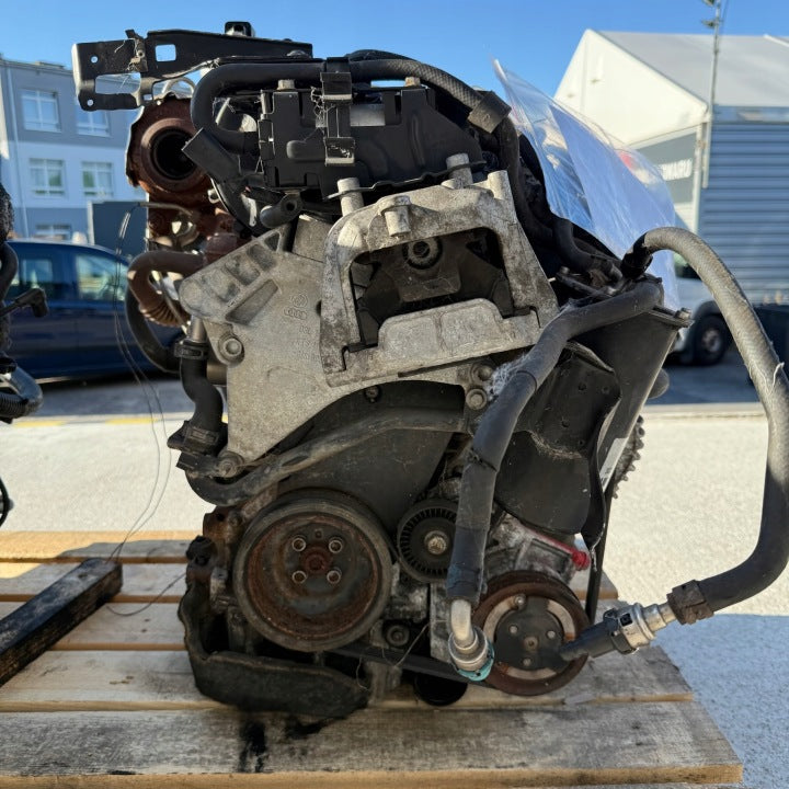 Motor Audi A1 CFH CFHA CFHB CFHC CFHD CFHE 2.0 TDI 134TKm 2013 Diesel Unkomplett MOT2355249698tw
