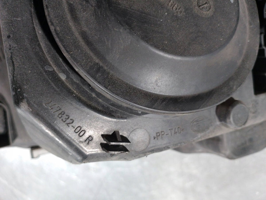 Frontscheinwerfer Skoda Fabia II 247831-00L 247832-00R Rechts oder Links