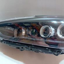 Laden Sie das Bild in den Galerie-Viewer, Frontscheinwerfer Hyundai I30 III G4921-21050 LED Links Scheinwerfer Headlight