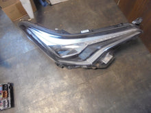 Laden Sie das Bild in den Galerie-Viewer, Frontscheinwerfer Toyota C-Hr Chr 81110-F4071-00 LED Rechts oder Links