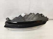 Laden Sie das Bild in den Galerie-Viewer, Frontscheinwerfer Skoda Octavia IV 5E4941015 LED Links Scheinwerfer Headlight SCH7213474051mt