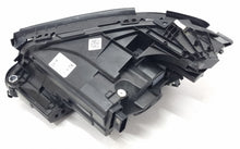 Laden Sie das Bild in den Galerie-Viewer, Frontscheinwerfer Mercedes-Benz W213 A2139069608 LED Rechts Headlight SCH6428047920jz