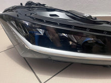 Load image into Gallery viewer, Frontscheinwerfer Skoda Superb 3P1941016 Full LED Rechts Scheinwerfer Headlight SCH9980437396dw