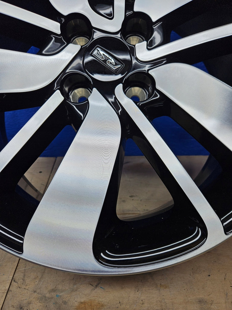 1x Alufelge 17 Zoll 6.0" 4x100 403009307R Renault Rim Wheel FEL3991120207mv