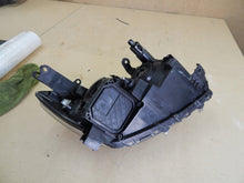 Laden Sie das Bild in den Galerie-Viewer, Frontscheinwerfer Toyota III Links Scheinwerfer Headlight SCH8806809636sq