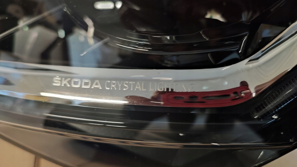 Frontscheinwerfer Skoda Superb III 3V1941015D Full LED Rechts oder Links