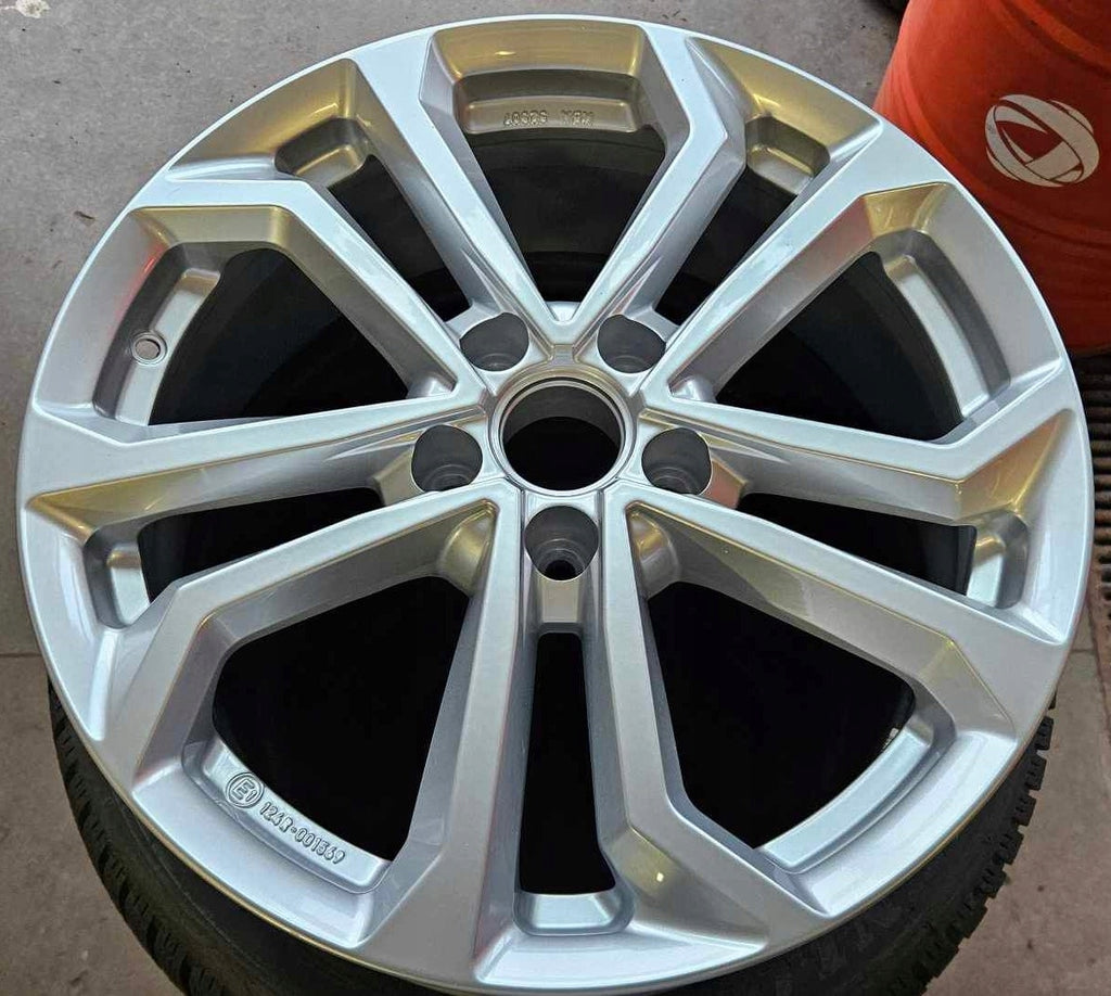 1x Alufelge 18 Zoll 7.0" 5x114.3 40ET TTA10SA40E Rim Wheel