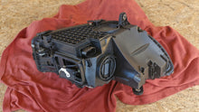 Laden Sie das Bild in den Galerie-Viewer, Frontscheinwerfer Mercedes-Benz W206 A2069066104 LED Links Headlight SCH8549239551mx