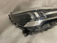 Load image into Gallery viewer, Frontscheinwerfer Toyota Hilux VIII LED Rechts Scheinwerfer Headlight SCH1861447687av
