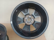 Load image into Gallery viewer, 1x Alufelge 17 Zoll 6.5&quot; 5x114.3 45ET 40300-BR07 Nissan Rim Wheel