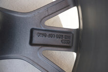 Load image into Gallery viewer, 1x Alufelge 19 Zoll 8.5" 5x112 40ET 8W0601025DH Audi Rim Wheel FEL4476099964gt