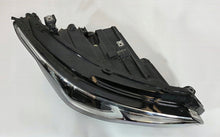 Load image into Gallery viewer, Frontscheinwerfer VW Golf VIII I 5NB941082A 5H1941006B Rechts Headlight SCH5109298161mq