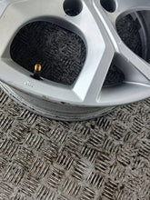 Laden Sie das Bild in den Galerie-Viewer, 1x Alufelge 17 Zoll 403006PA1A Nissan Juke Rim Wheel FEL4451414191ps