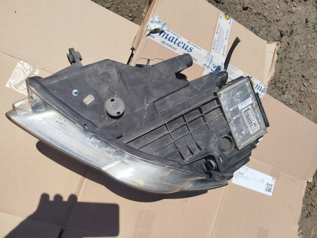 Frontscheinwerfer VW Passat 89312660 Rechts Scheinwerfer Headlight SCH7564763098rn