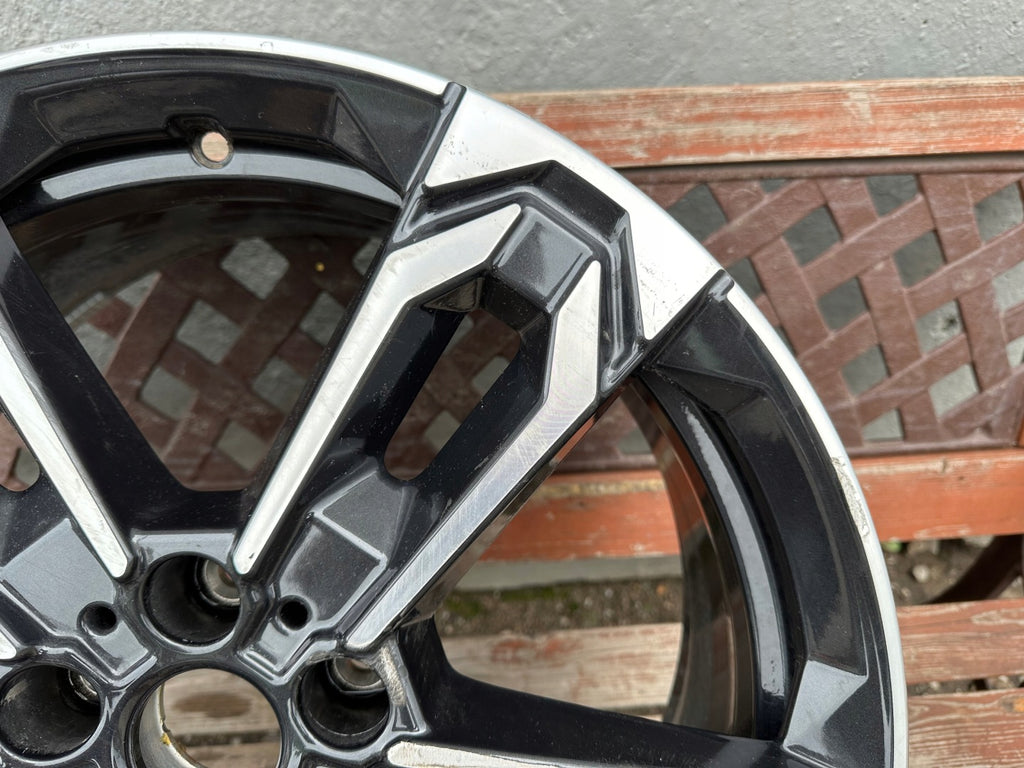 1x Alufelge 19 Zoll 8.0" 5x112 46ET Glanz Graphit 6898051 BMW X1 Mg Rim Wheel FEL8185217645mo