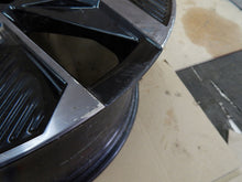 Load image into Gallery viewer, 1x Alufelge 20 Zoll 8.5" 5x114.3 37ET Glanz Graphit 403005760R Renault Arkana I FEL6501714992yi