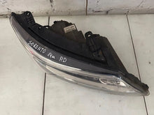 Laden Sie das Bild in den Galerie-Viewer, Frontscheinwerfer Kia Sorento II 921022P560 Links Scheinwerfer Headlight SCH9863027397ia