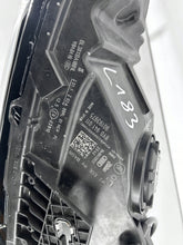 Laden Sie das Bild in den Galerie-Viewer, Frontscheinwerfer Audi A3 8Y0941011 LED Ein Stück (Rechts oder Links) Headlight