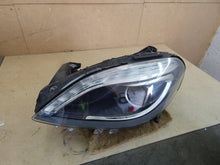 Laden Sie das Bild in den Galerie-Viewer, Frontscheinwerfer Mercedes-Benz W246 A2468200139 Links Scheinwerfer Headlight SCH3748886163wp