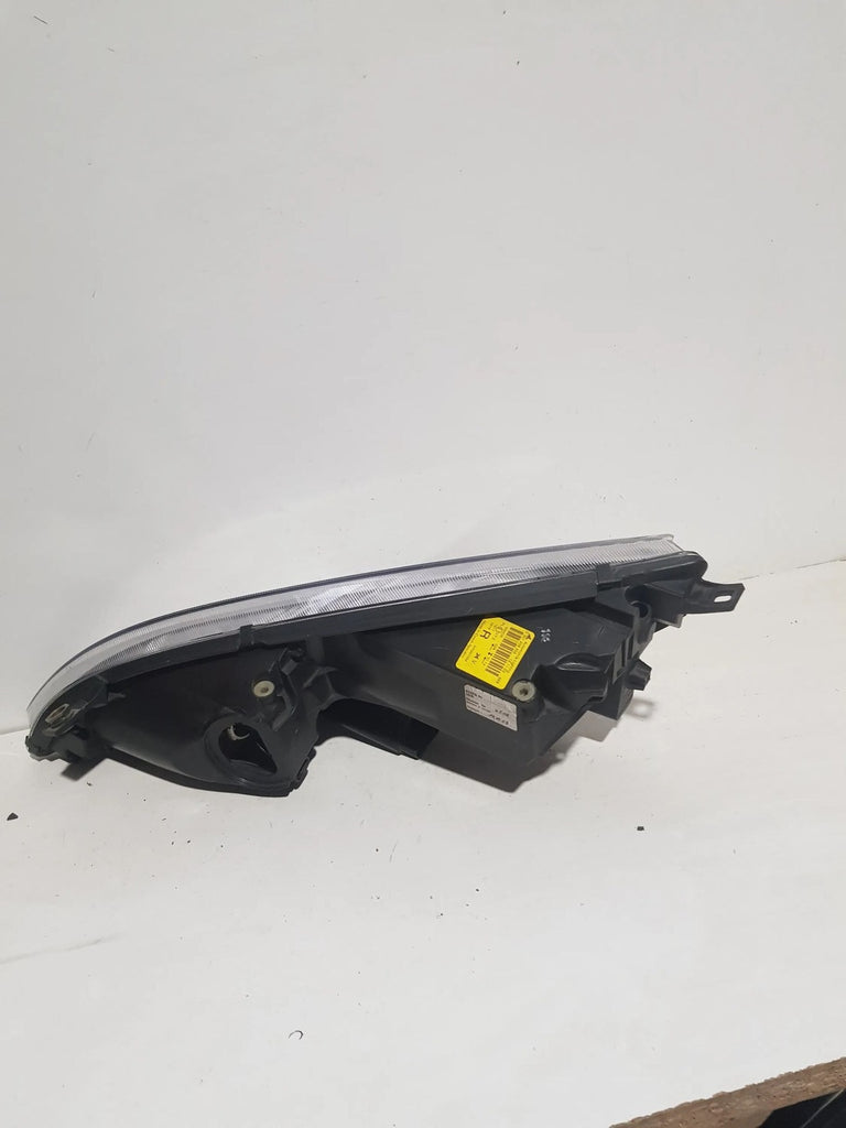 Frontscheinwerfer Mitsubishi Colt MR957354 0301208202 Rechts Headlight
