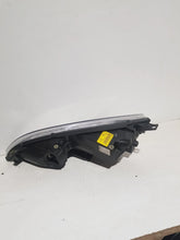 Laden Sie das Bild in den Galerie-Viewer, Frontscheinwerfer Mitsubishi Colt MR957354 0301208202 Rechts Headlight