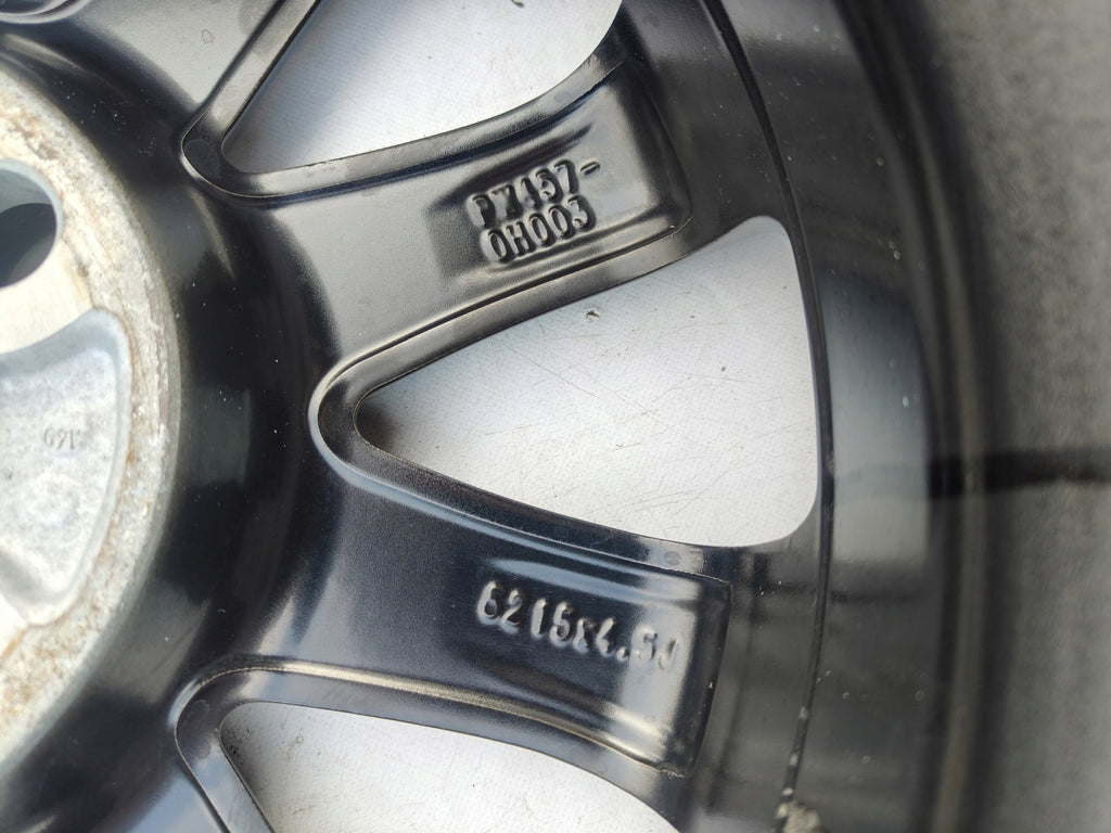 1x Alufelge 15 Zoll 4.5" 4x100 35ET PW457-0H003 Toyota Aygo Rim Wheel