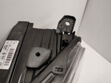 Laden Sie das Bild in den Galerie-Viewer, Frontscheinwerfer Toyota Proace City 73278187 Ein Stück (Rechts oder Links)