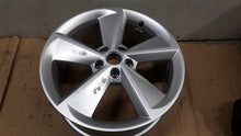 Laden Sie das Bild in den Galerie-Viewer, 1x Alufelge 18 Zoll 7.5" 5x112 51ET Silber 5E0601025AC Skoda Octavia Iii FEL7134350720rp