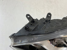 Laden Sie das Bild in den Galerie-Viewer, Frontscheinwerfer Hyundai I30 92101-A6060 Links Scheinwerfer Headlight SCH1608028314eo