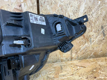 Laden Sie das Bild in den Galerie-Viewer, Frontscheinwerfer Renault Megane IV 260603157R Links Scheinwerfer Headlight SCH8186438686ld